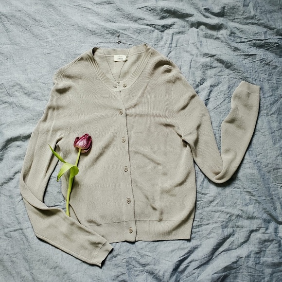 Aritzia Wilfred Gray Cardigan - Picture 4 of 7